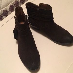 Sofft ankle boots. Never worn.